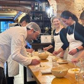 Firenze: lezione di cucina di pasta, ravioli e tiramisù vicino al Duomo
