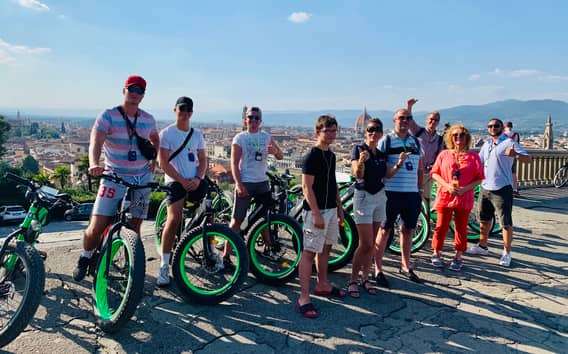 Firenze: Tour in E-Bike con Piazza Michelangelo