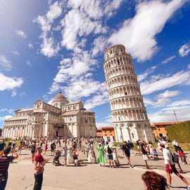 Da Firenze: Tour di un giorno a Pisa e Lucca con degustazione di Buccellato