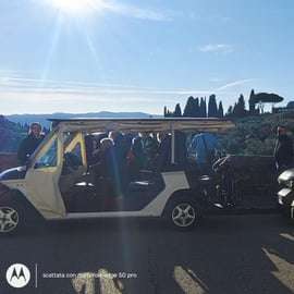 Tour privato in golf cart sulle colline di Firenze con autista