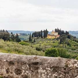 Da Firenze: tour in Vespa nella campagna toscana con degustazioni