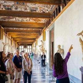 Tour degli Uffizi in piccoli gruppi: simboli e filosofia