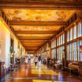 Tour Uffizi con Corridoio Vasariano a scelta, gruppi di nove