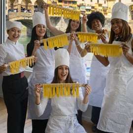 Florence: Pasta Class with Food, Unlimited Wine & Ponte Vecchio View