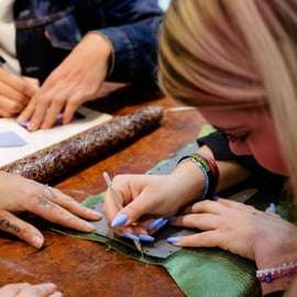 Firenze: laboratorio di 45 minuti per creare un portafoglio in pelle
