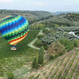 Volo in mongolfiera sul Chianti, con prosecco