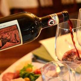 San Gimignano: Degustazione di vino e olio con antipasti toscani