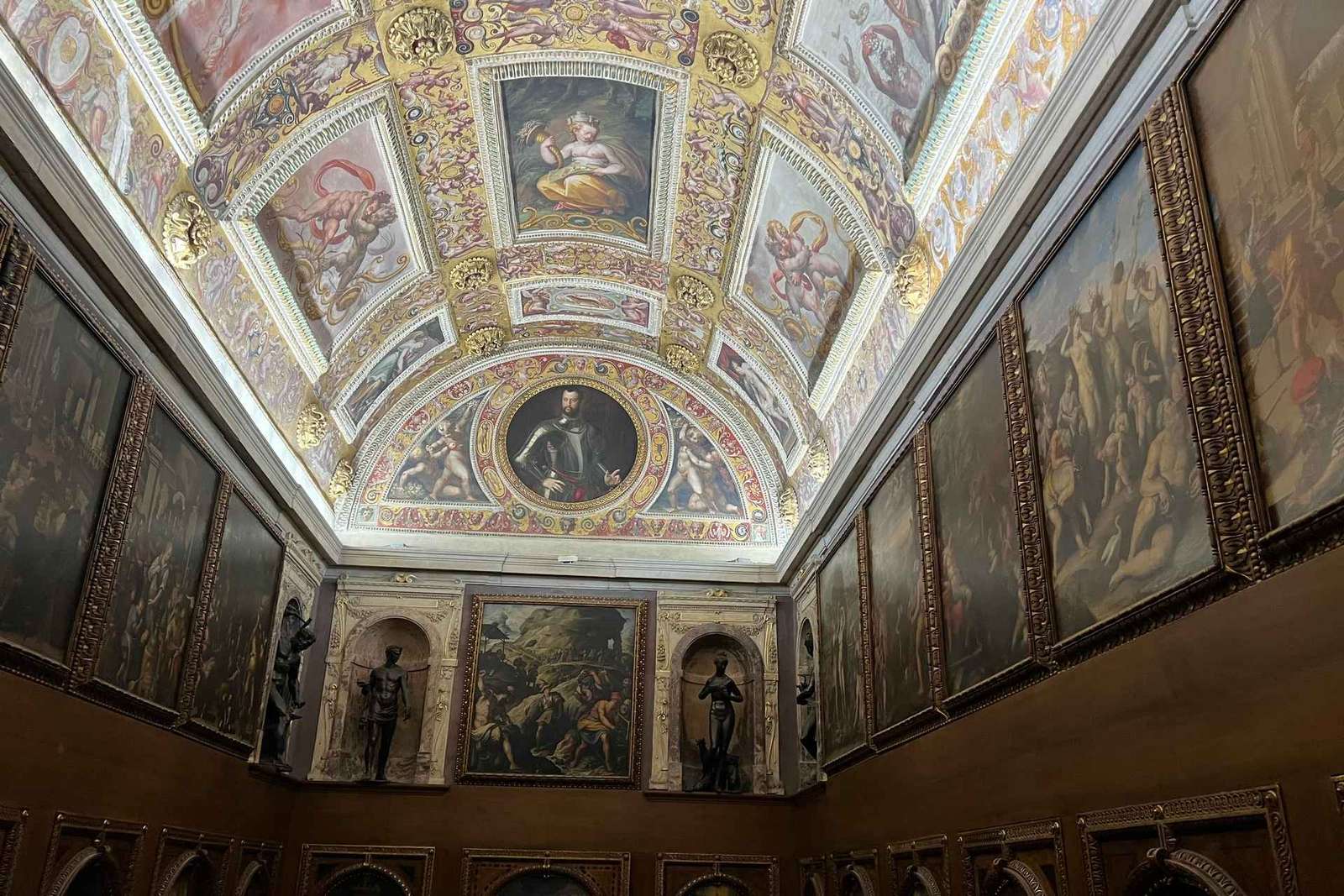 Tour dei Passaggi Segreti di Palazzo Vecchio e Pranzo o Gelato