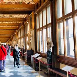 Firenze: Tour guidato per piccoli gruppi della Galleria degli Uffizi con biglietto