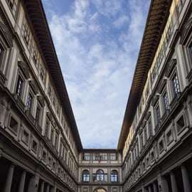 Firenze: Tour guidato per piccoli gruppi della Galleria degli Uffizi con biglietto