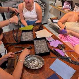 Firenze: laboratorio di 45 minuti per creare un portafoglio in pelle