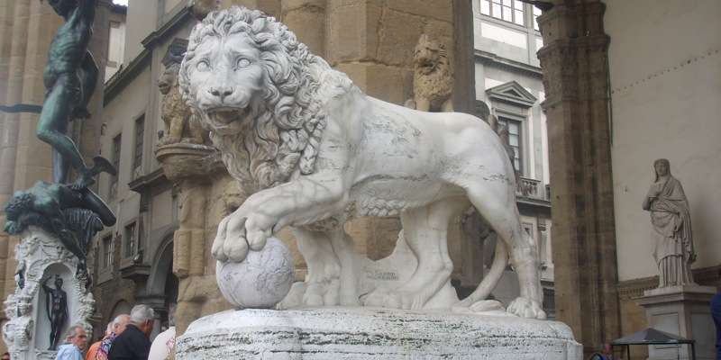 Statue di Piazza della Signoria - Loggia dei Lanzi