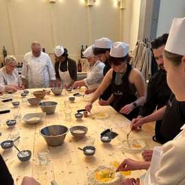 Corso di pasta fresca a Firenze in torre medievale