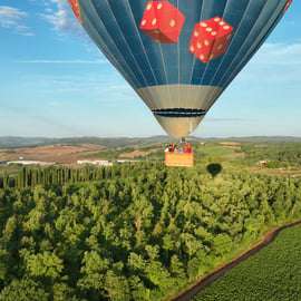 Volo in mongolfiera sul Chianti, con prosecco